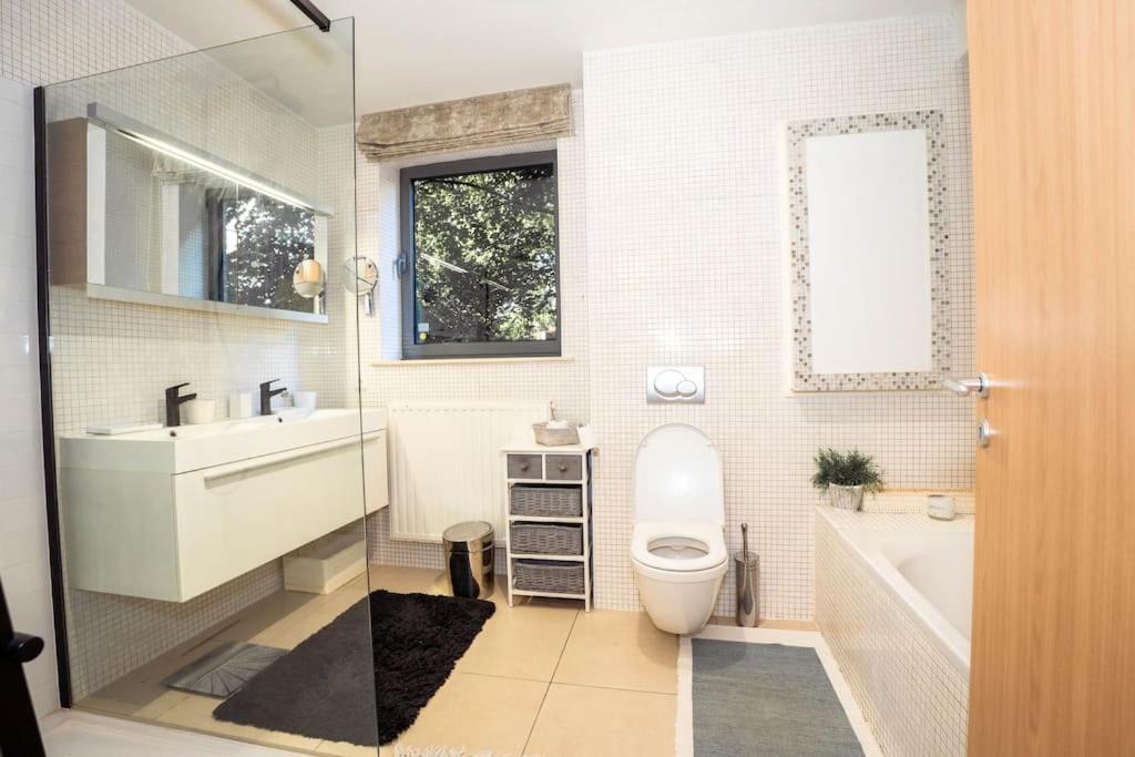 Appartement Tres Lumineux De 120M2 Brussel Buitenkant foto